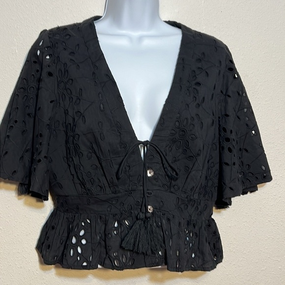 Cleobella Mira Eyelet Organic Cotton Cropped V-Neck Blouse Size Large - Picture 10 of 17